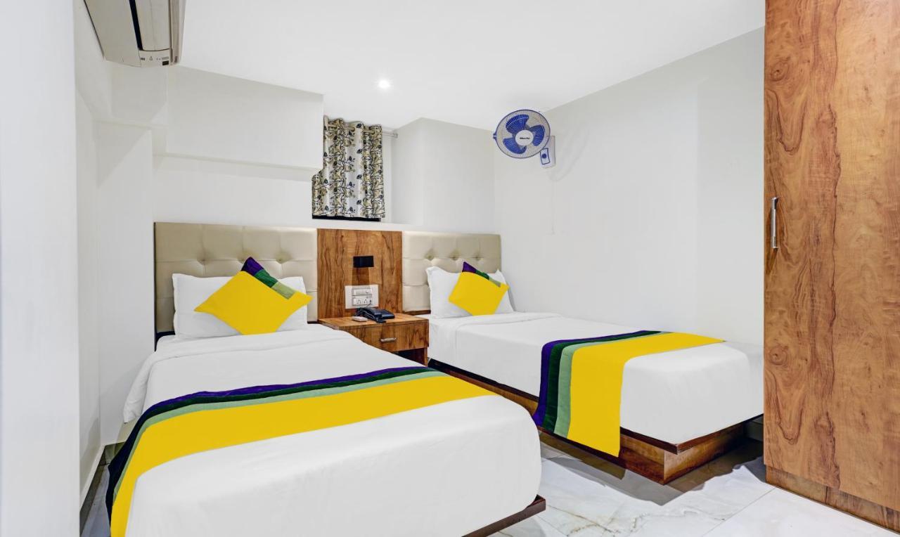 Itsy Hotels Heraa International Bombay Extérieur photo